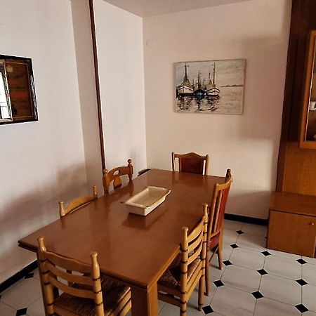Apartamentos Casa May 1- Centro Benidorm-Solo Mayores De 30 Anos Y Familias ภายนอก รูปภาพ
