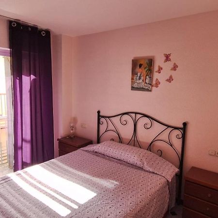 Apartamentos Casa May 1- Centro Benidorm-Solo Mayores De 30 Anos Y Familias ภายนอก รูปภาพ