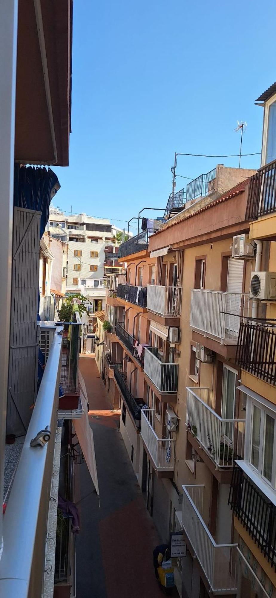 Apartamentos Casa May 1- Centro Benidorm-Solo Mayores De 30 Anos Y Familias ภายนอก รูปภาพ